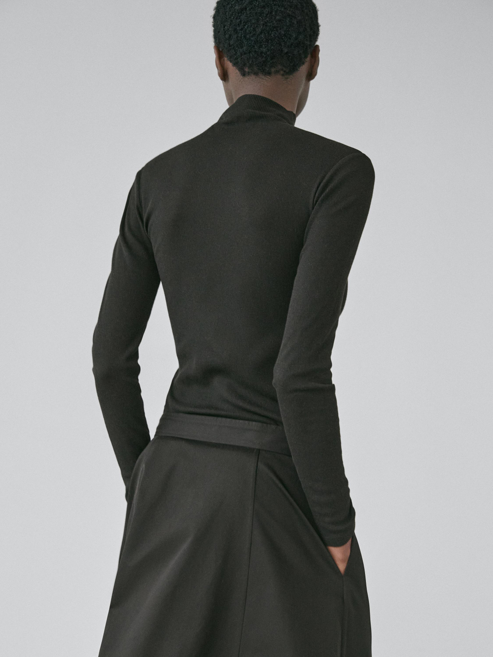 Massimo Dutti Хлопковая футболка в рубчик с длинными рукавами, черный