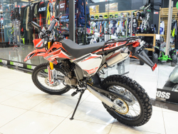 Мотоцикл эндуро Regulmoto Sport-003 250 PR (c баланс. вал.) ПТС Красный