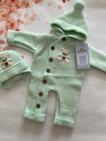 Костюм вязаный на выписку "АйШах - Мишки" (Комбинезон + Шапка) (Цвет: Фиолетовый)