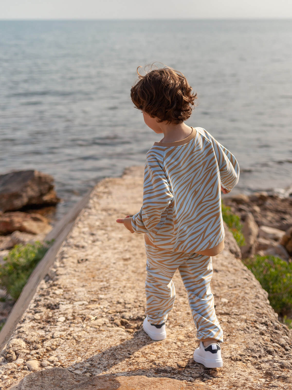 Джоггеры Mjölk Зебра голубая