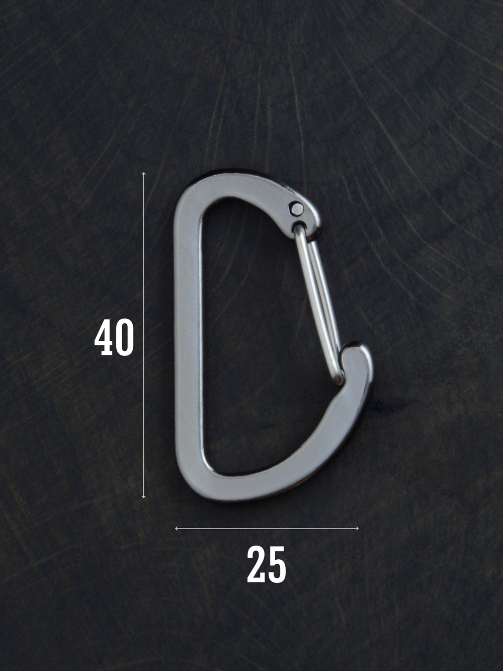 В АССОРТИМЕНТЕ 5 карабинов вспомогательных до 8 кг алюминий 40х25 мм