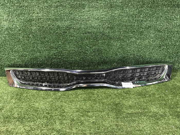 Решетка радиатора KIA Rio 4 X-Line (2017-2020)