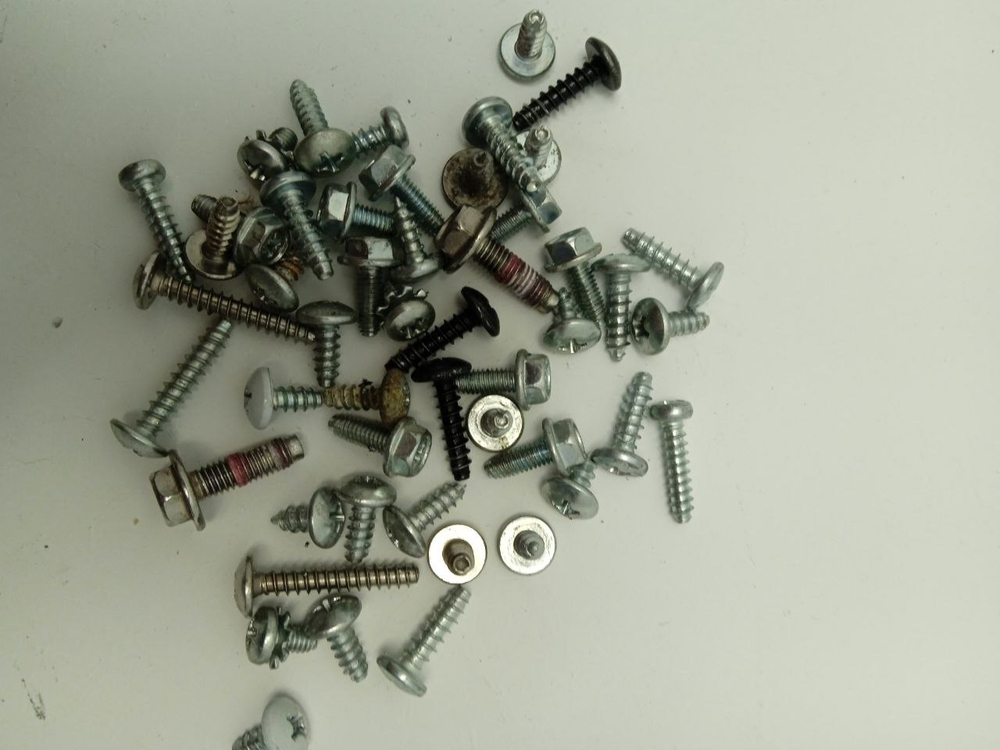 WLG20240OE кт2 Набор крепежа для стиральной машины Bosch Maxx5 б/у