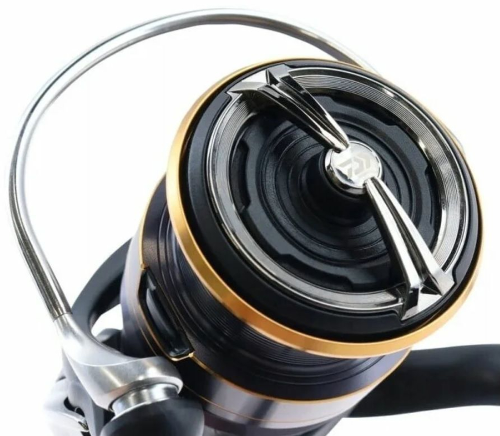 Катушка для рыбалки безынерционная Daiwa 20 Legalis LT