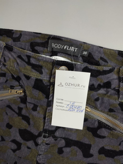 Штаны Body Flirt пятнистые 42 размер