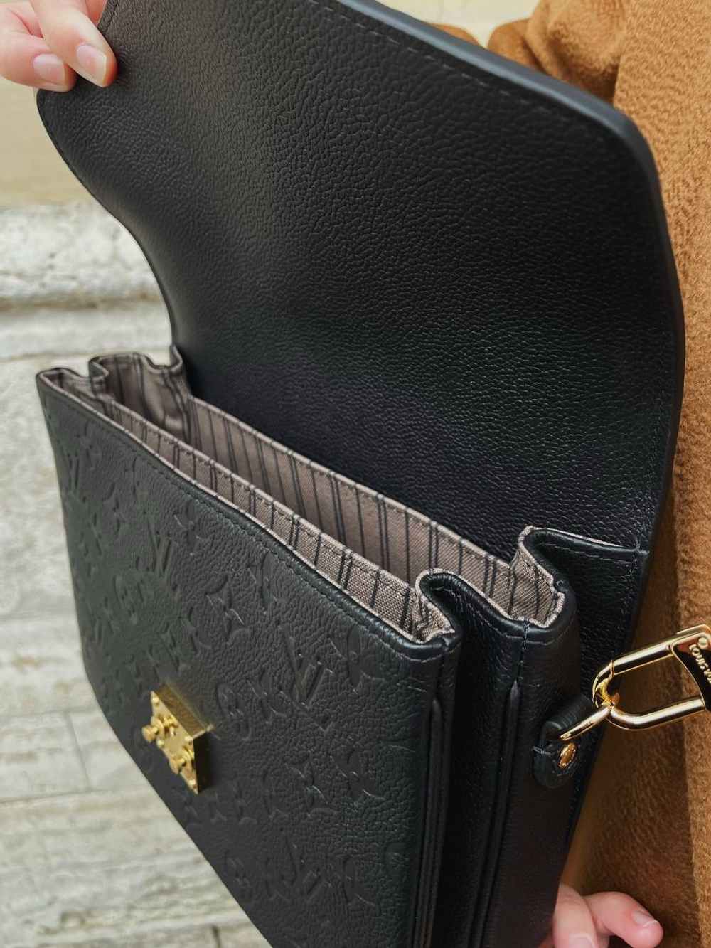 Louis Vuitton Pochette Metis