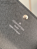 Louis Vuitton 6 Key Holder