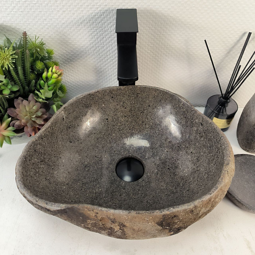 Раковина из речного камня RS-65278 41*32*15 0861