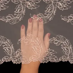 Вышивка на сетке серебристый пион 23 см