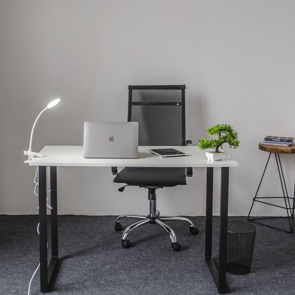 ULM-D605 4W-3000-6000K-DIM WHITE Светильник настольный светодиодный прищепка. Сенсорный выключатель. Диммер. Белый. TM Uniel