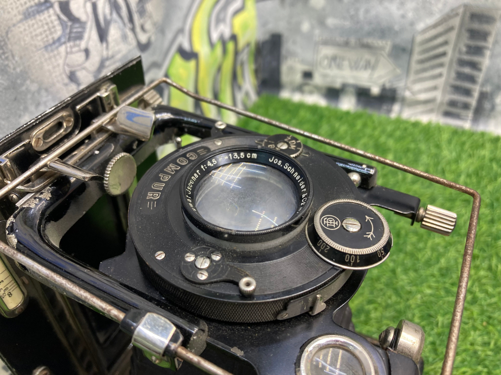 Zeiss Ikon + Jsconar 135mm 4.5