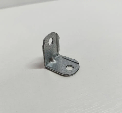 Уголок мебельный крепежный 20x20 мм, 12 штук, Белый, с пластиковой накладкой