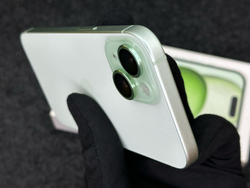 Смартфон Apple IPhone 15 256Gb - 100%