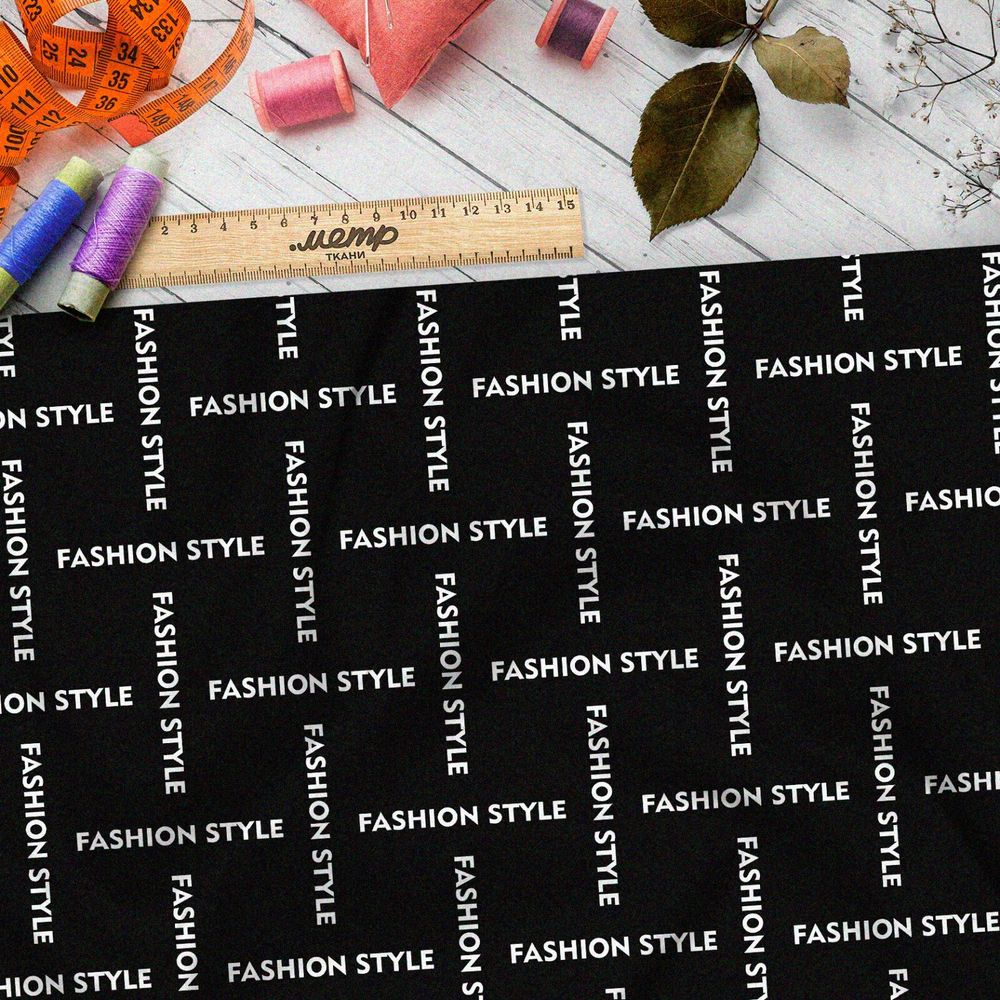 Ткань таффета стильная клетка из белых надписей на чёрном фоне