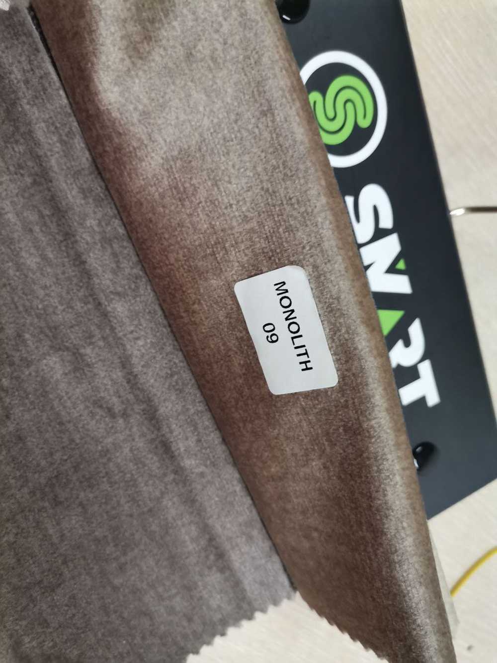 Велюр Monolith (Монолит) 09