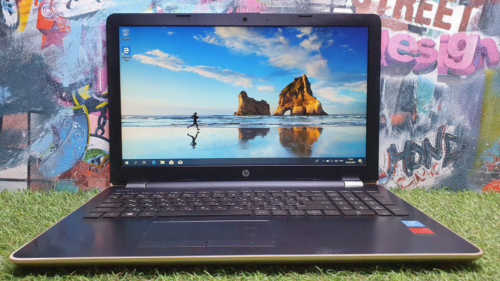 Ноутбук HP Pentium/4Gb/Radeon 520 2Gb