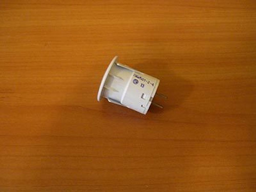 Кнопка подсветки ПКн 501-2-4 (белая) для газовой плиты Дарина GM 441 018