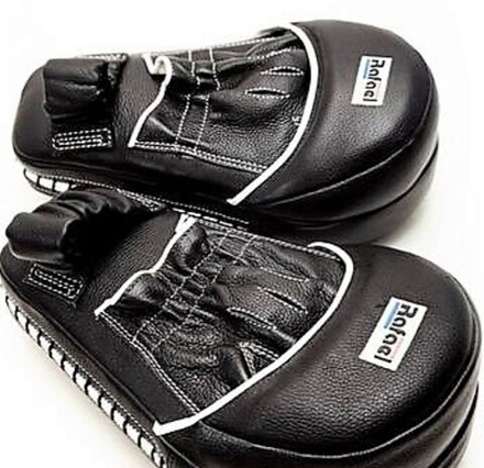 Лапы малые 21х24х12см, мягкая набивка, черный/белый