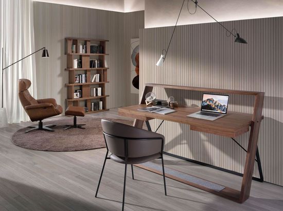 Письменный стол MQ1903DK /3216 из орехового дерева и черной стали Испания 