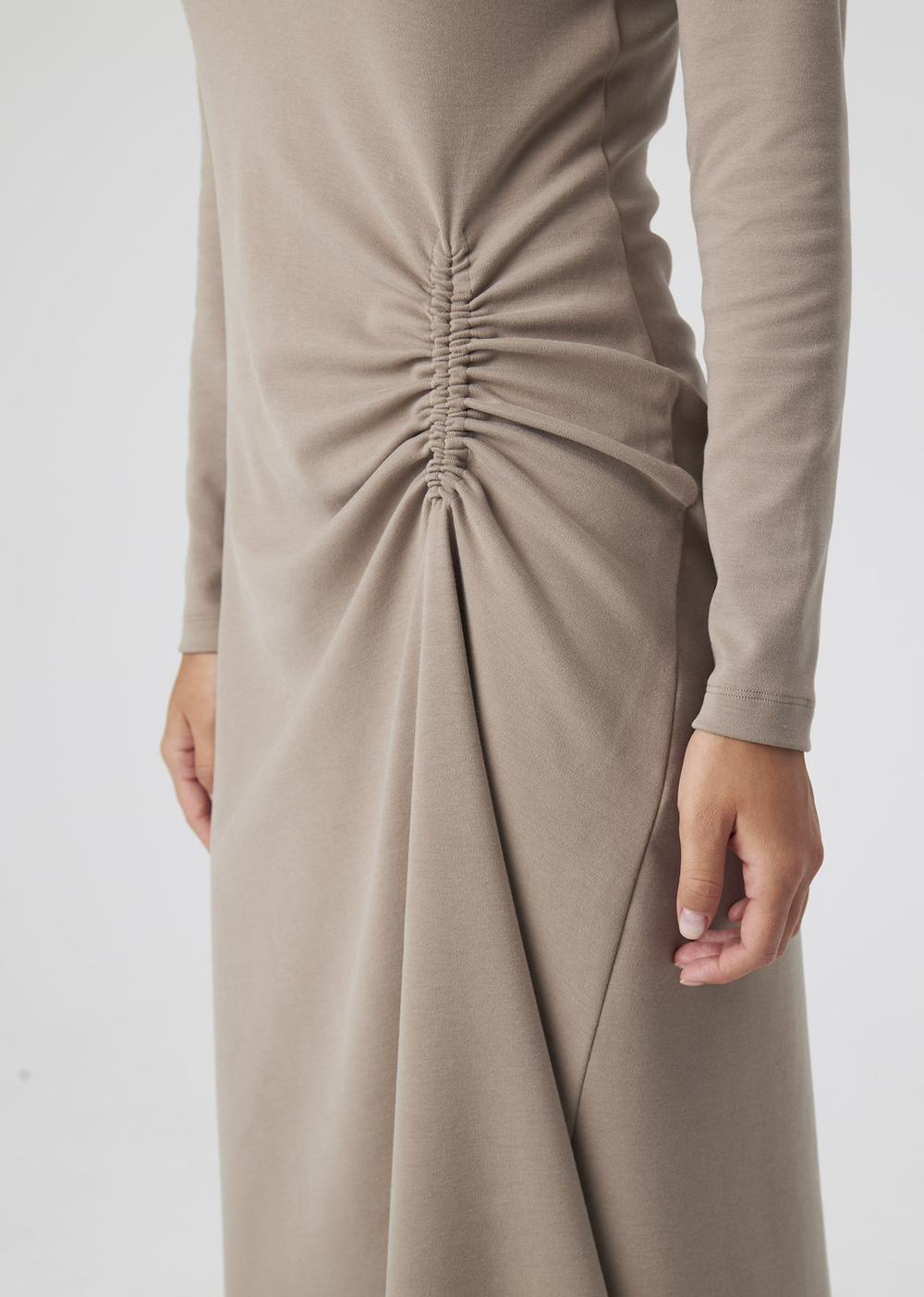 DRESS | M | LIGHT-BROWN