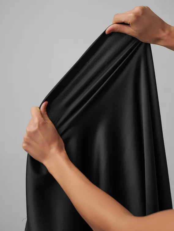 Атлас (сатин) эластичный бельевой, черный 170