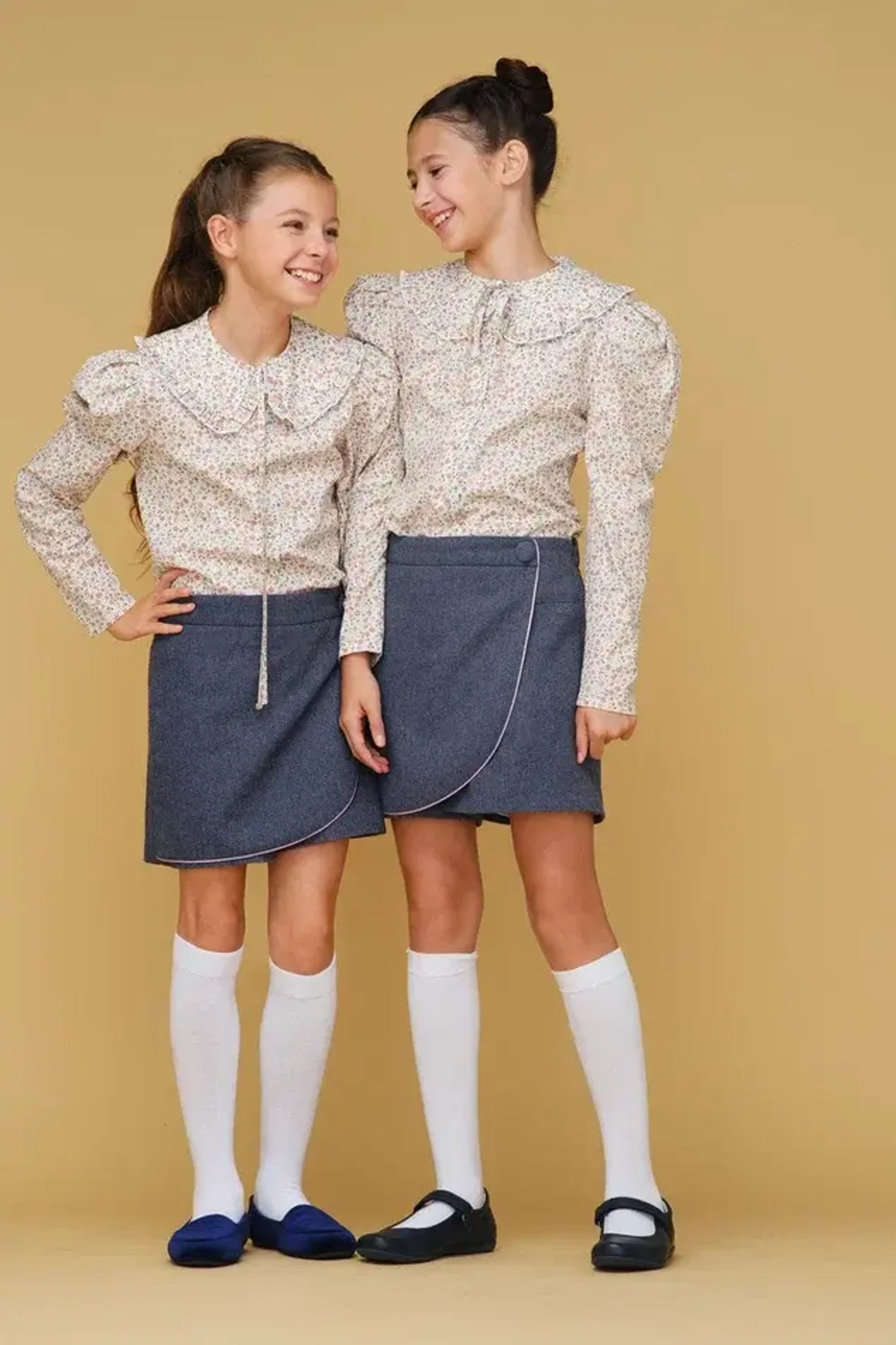 Юбка-шорты с розовым кантом