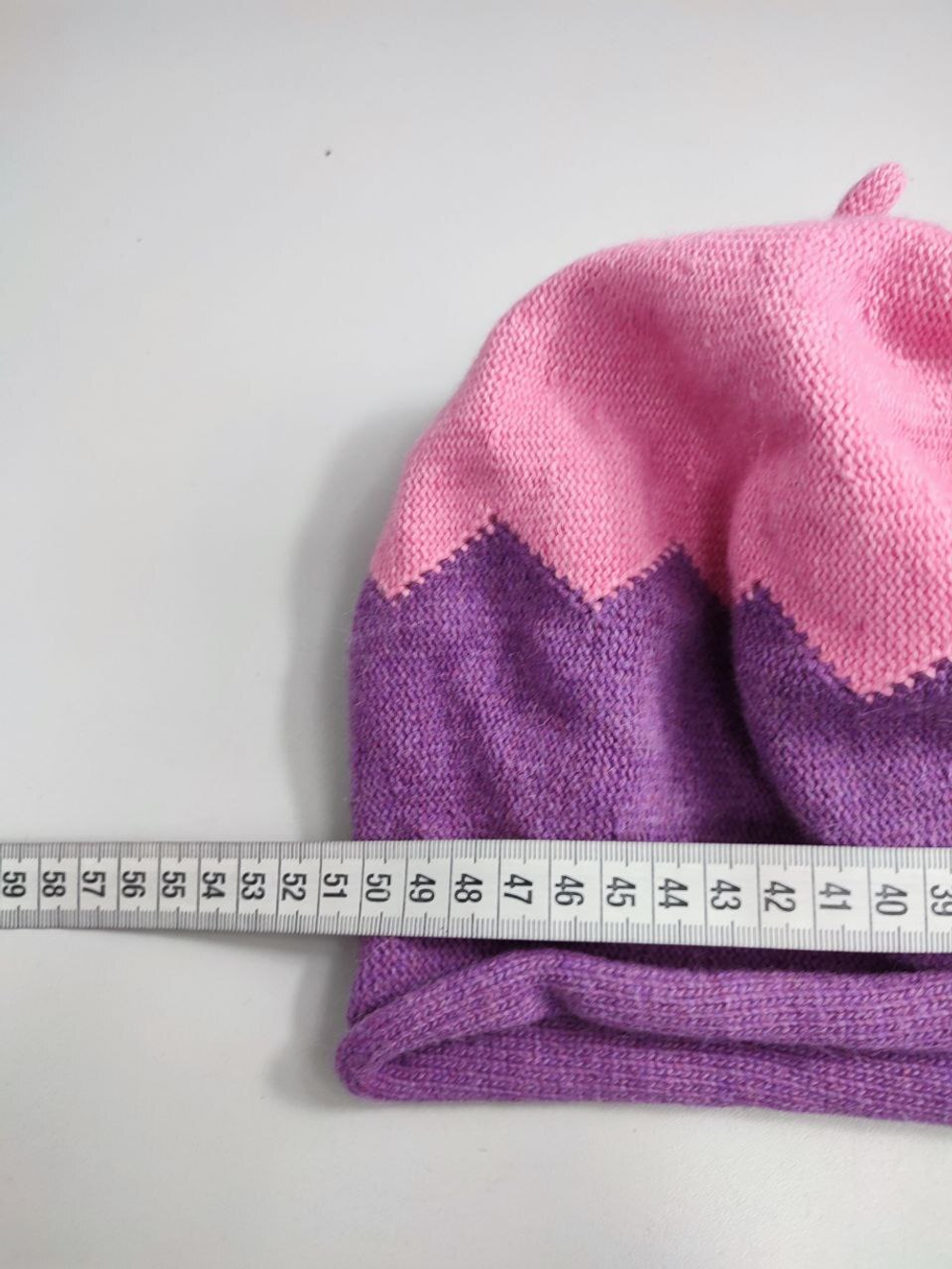 Берет шерстяной стильный