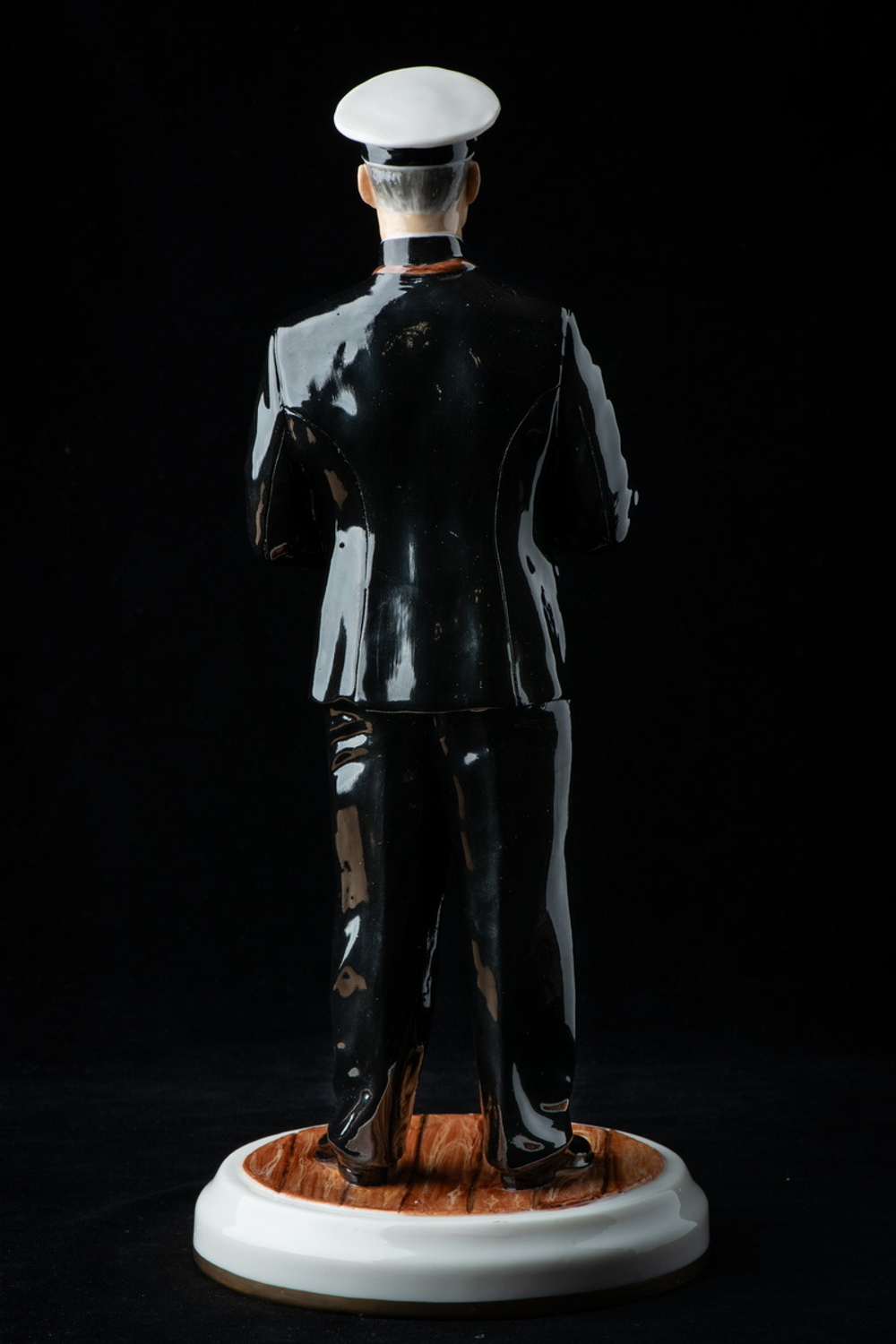Статуэтка. Фарфор. Солдат. Трибуц Владимир Филиппович - Русский флотоводец. Россия