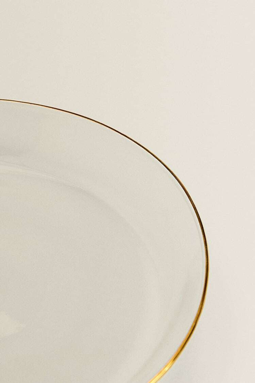 ZARA HOME ТАРЕЛКА ИЗ БОРОСИЛИКАТНОГО СТЕКЛА С ОБОДКОМ, ЗОЛОТИСТЫЙ