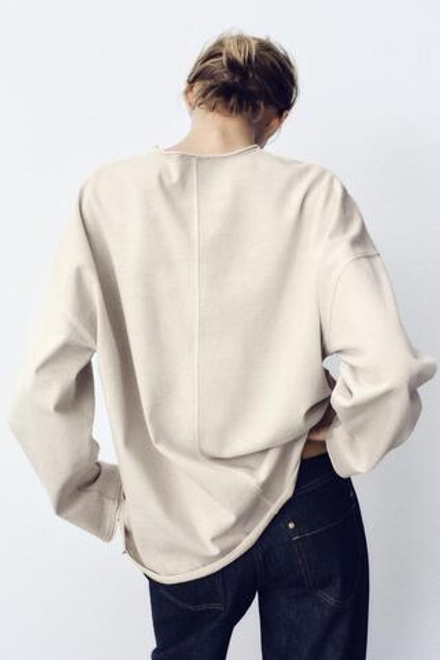 ZARA ФУТБОЛКА ИЗ ПЛОТНОГО ХЛОПКА С ЭФФЕКТОМ ПОТЕРТОСТИ, ЭКРЮ