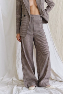 Брюки в мужском стиле изо льна