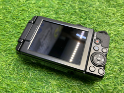 Nikon Coolpix S9900