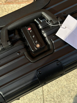 Чемодан Rimowa