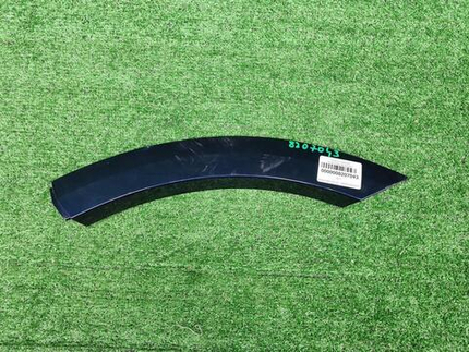 Накладка двери задняя левая Audi Q8 (2018-н.в.)