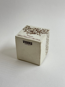 Подставка для шпажек/зубочисток со львами Viners