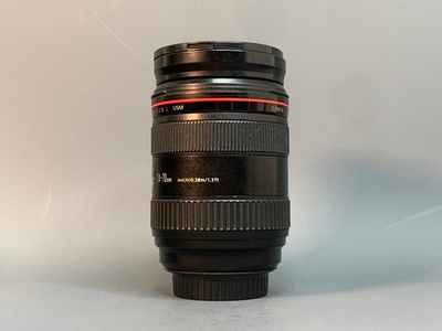 Canon EF 24-70mm 2.8L II USM царапки на передней линзе