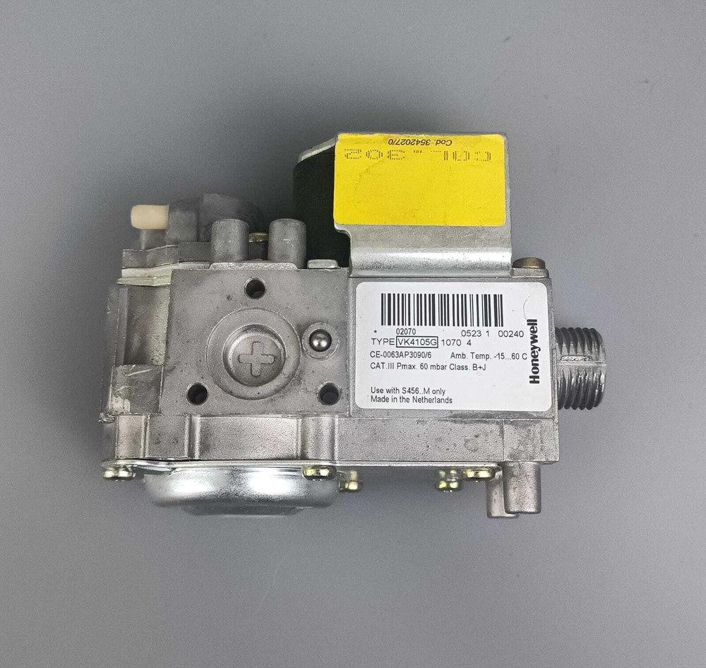 Б/У Газовый клапан Honeywell VK4105G1070 для котлов Ferroli арт. 39804880