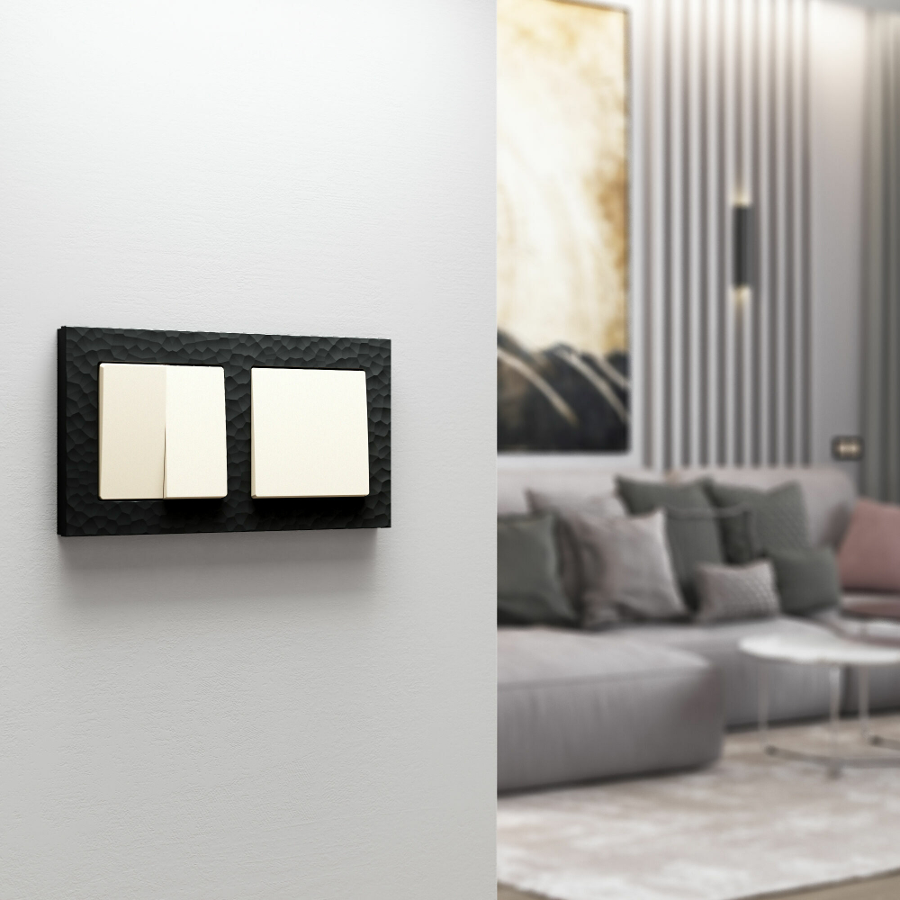 Выключатель одноклавишный (айвори матовый)