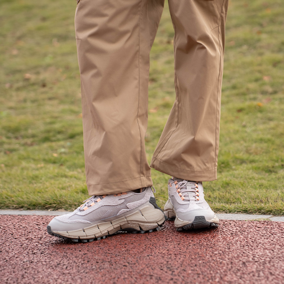 Reebok ZIG KINETICA 2,5 EDGE Бежевые кроссовки Низки Коническо-зеленые Унисекс