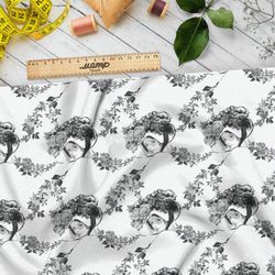 Ткань атлас девушка в сером