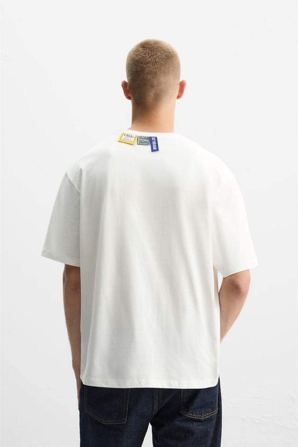 ZARA ФУТБОЛКА ИЗ ТКАНИ С ЭФФЕКТОМ ПОТЕРТОСТИ С НАДПИСЬЮ, ЖЕЛТОВАТО-БЕЛЫЙ