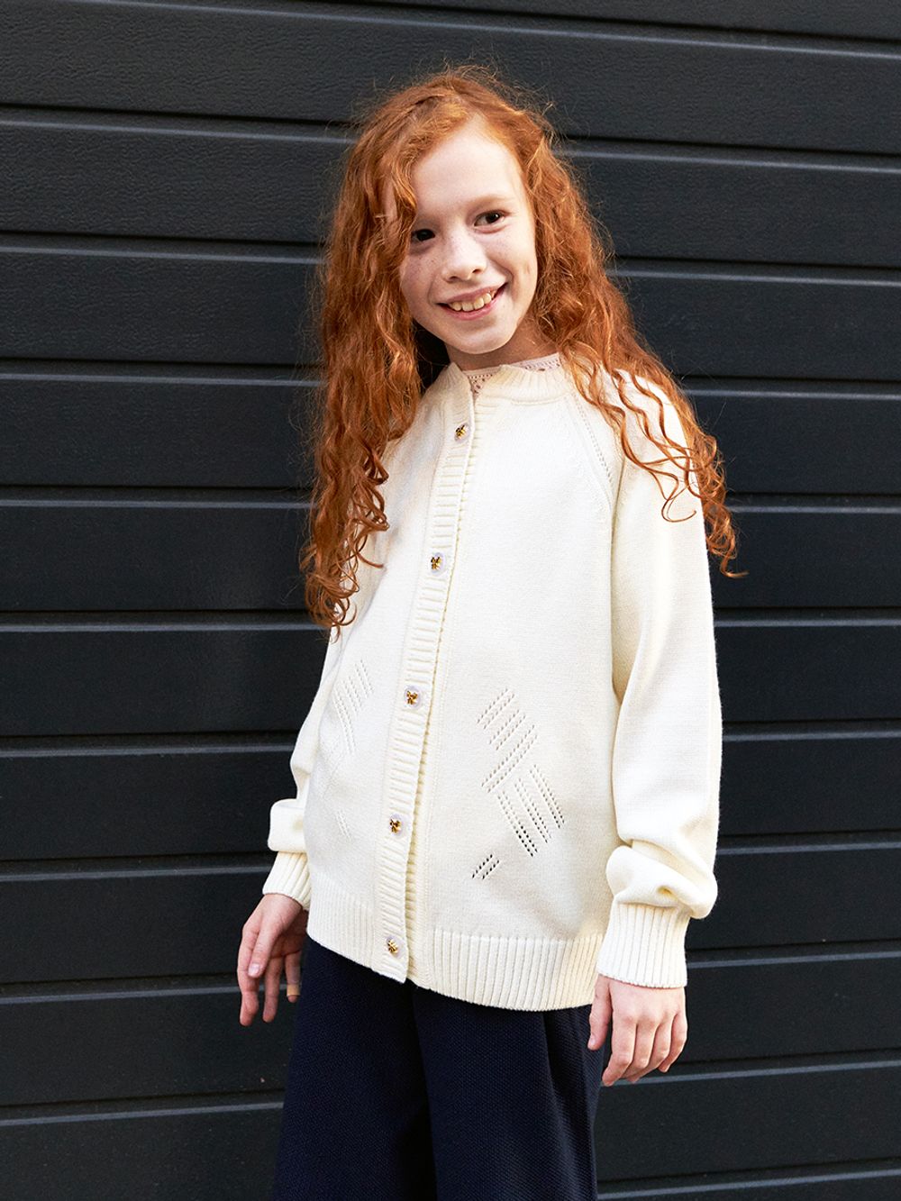 Кардиган для девочки AT941 молочный