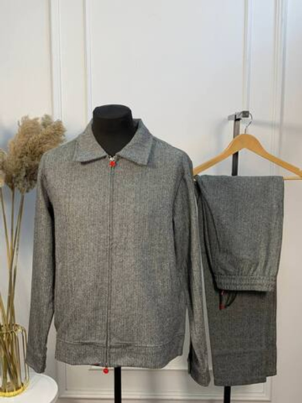 Прогулочный костюм Kiton