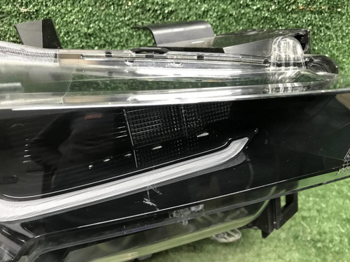 Фара правая Mazda CX-5 2 (2021-н.в.) LED