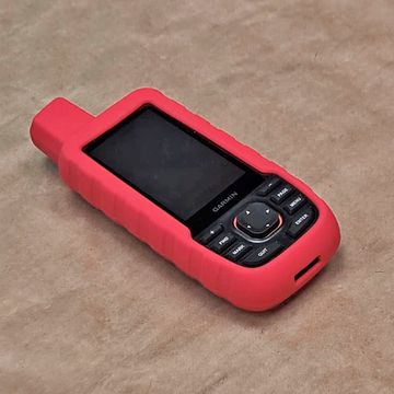 Чехол для Garmin GPSMAP 67i/66i силикон (Красный)