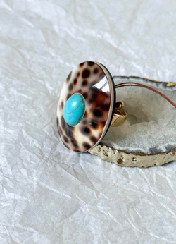 Кольцо Nature Bijoux, Surabaya, разъемное, с раковиной тигровой Ципреи и говлитом, NB25.2-19-25862 (