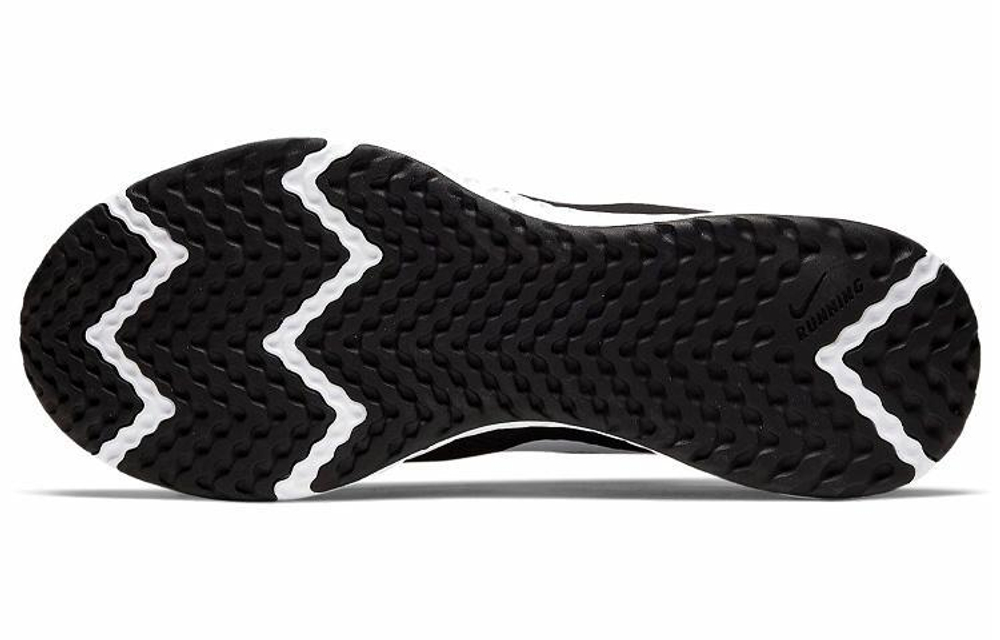 Кроссовки Nike Revolution 5