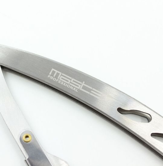 Бритва MASTER Professional MP-577