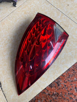 Задние фонари оригинальные для Porsche Cayenne 2011-2014
