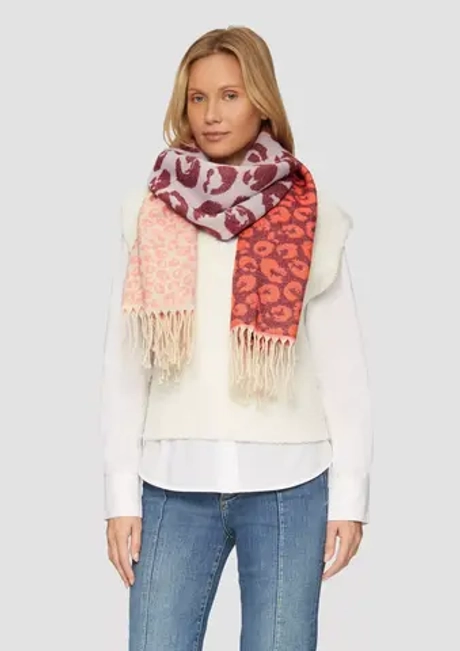 Шарф с бахромой s.Oliver